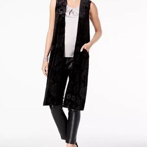 STEVE MADDEN EASTERN FLAIR EMBOSSED VELVET VEST